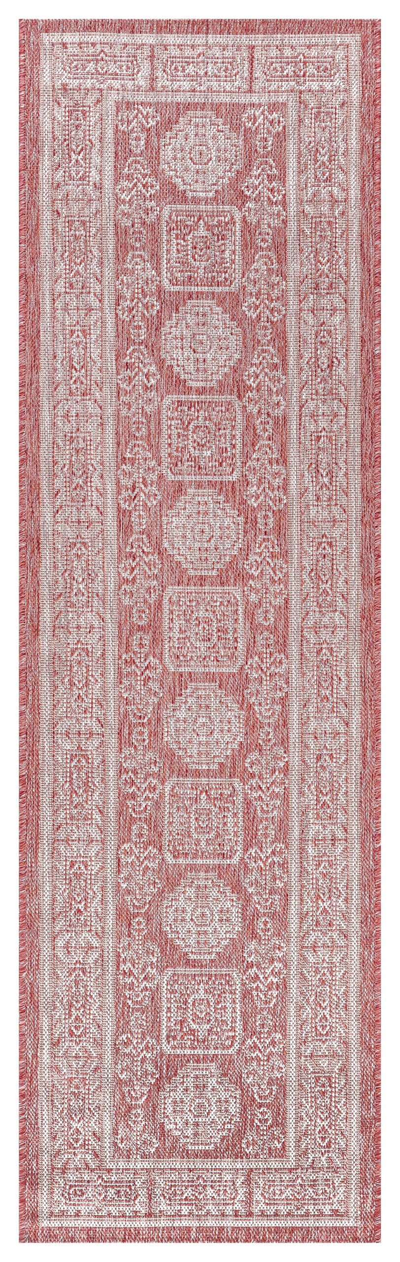 Close-up texture of the octagonal güllü medallions in Terracotta on ivory